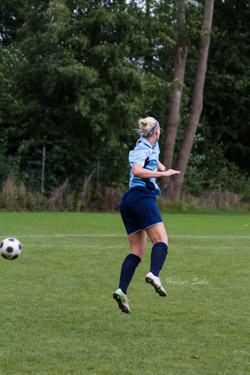 Bild 83 - Frauen SV Neuenbrook/Rethwisch - SG Ratekau Strand 08 : Ergebnis: 0:3